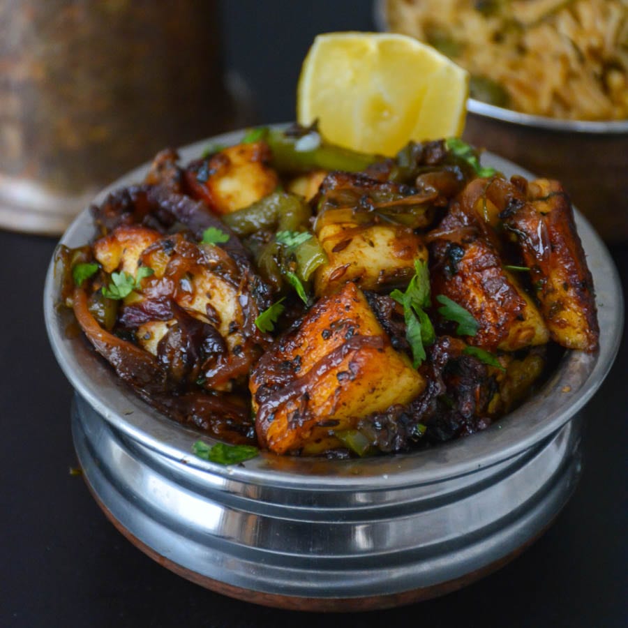 Paneer Hot Black